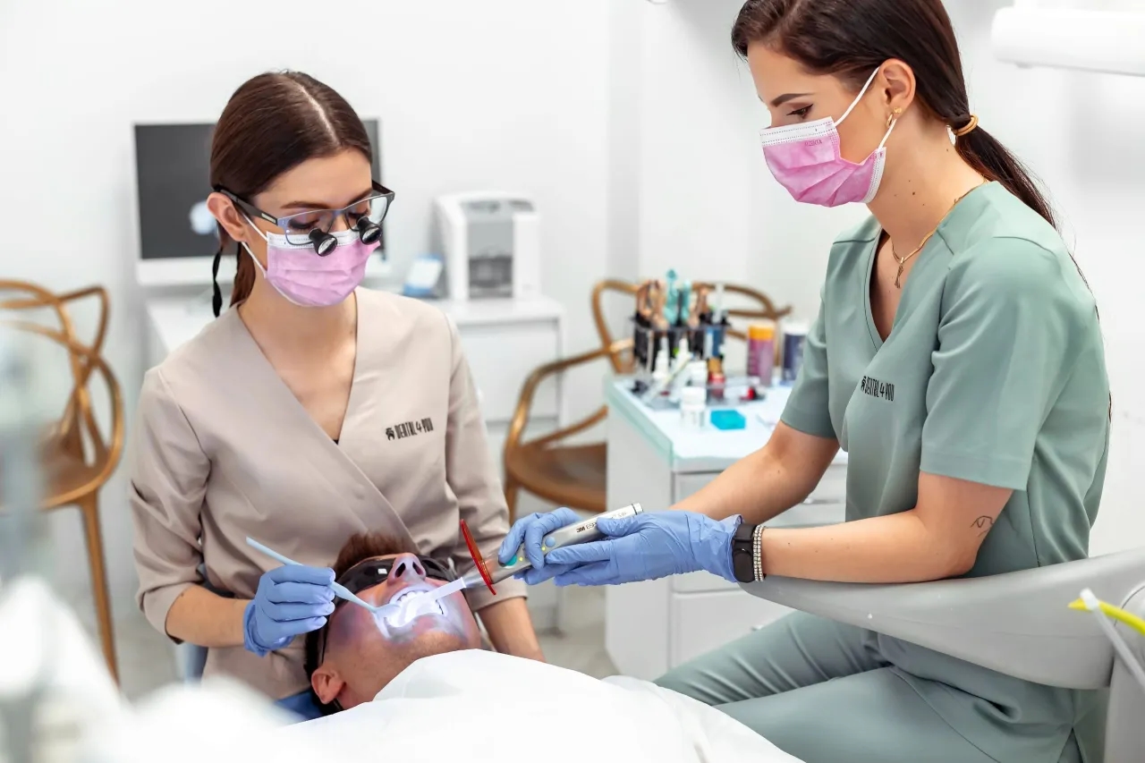 Ile czasu po dentyście nie można jeść? Uniknij nieprzyjemności